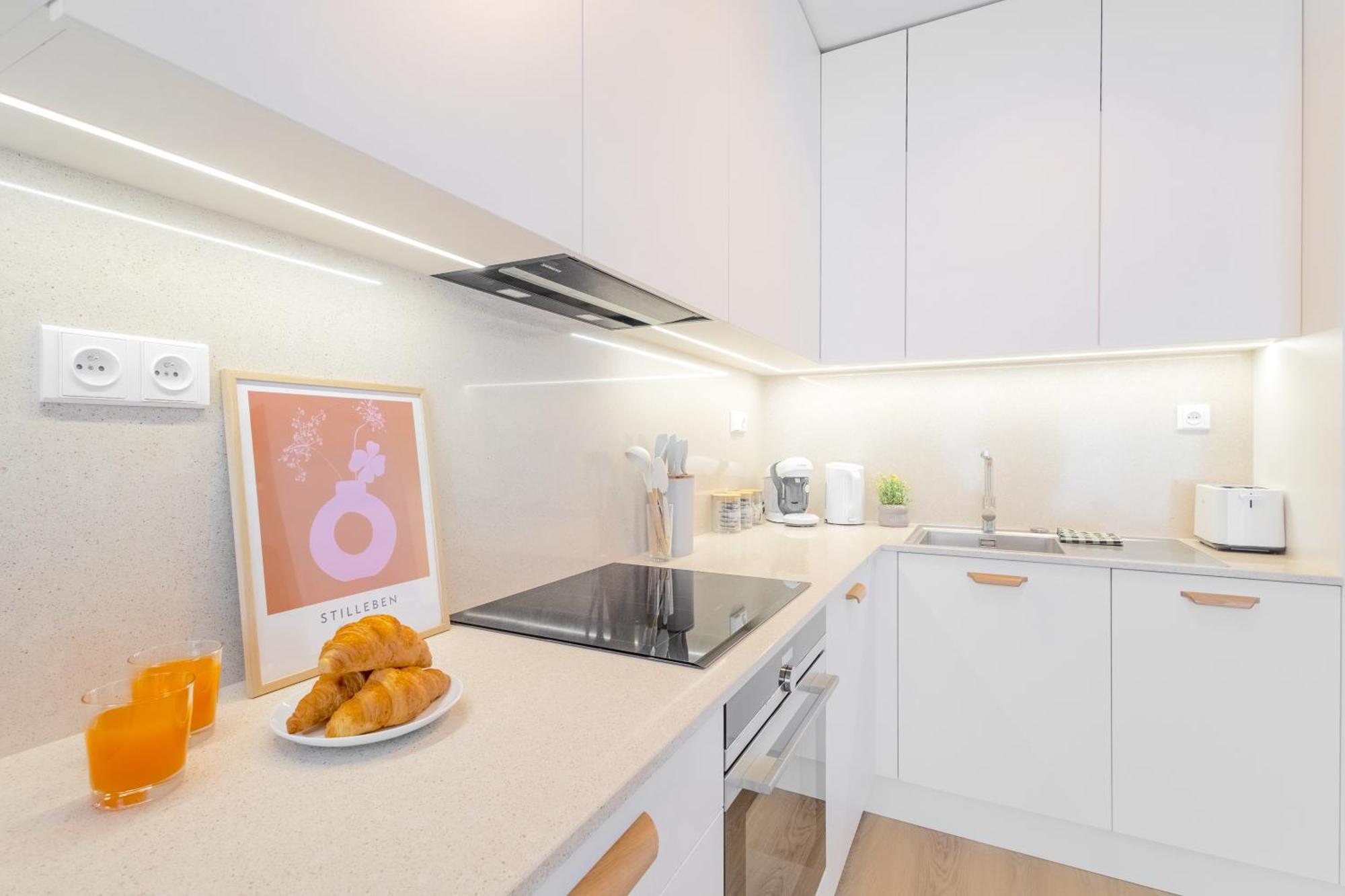 Design - Balcony, Free Parking, Yoga, 10 Mins To Center, By Gravity Appartement Prague